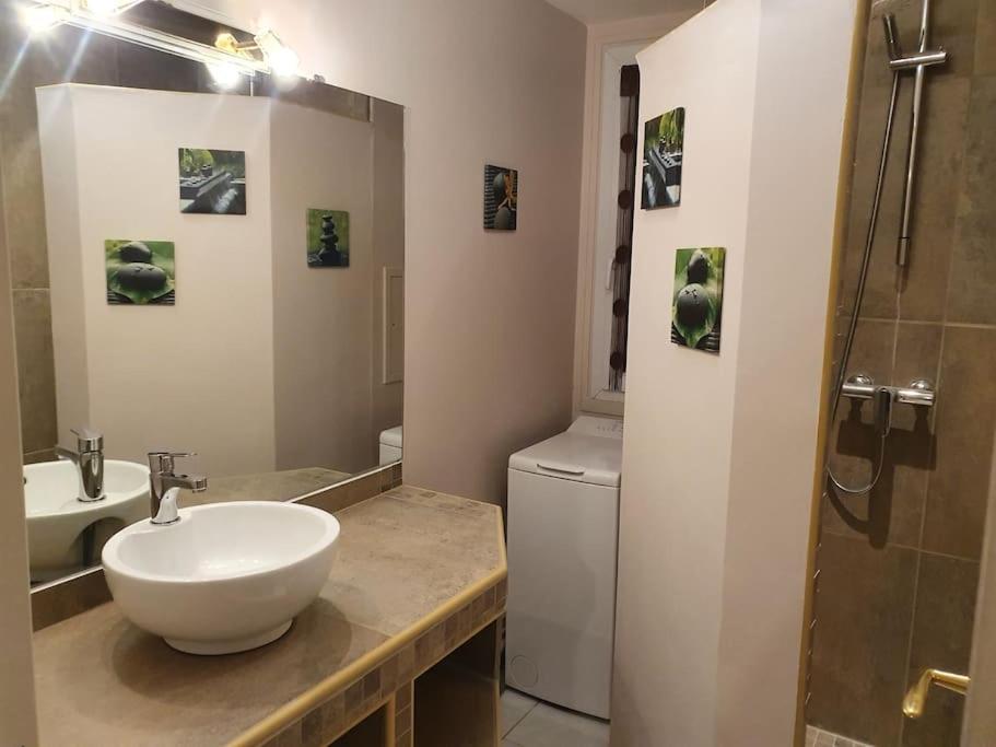 Ecully, Appartement Au Calme De 50M². Extérieur photo
